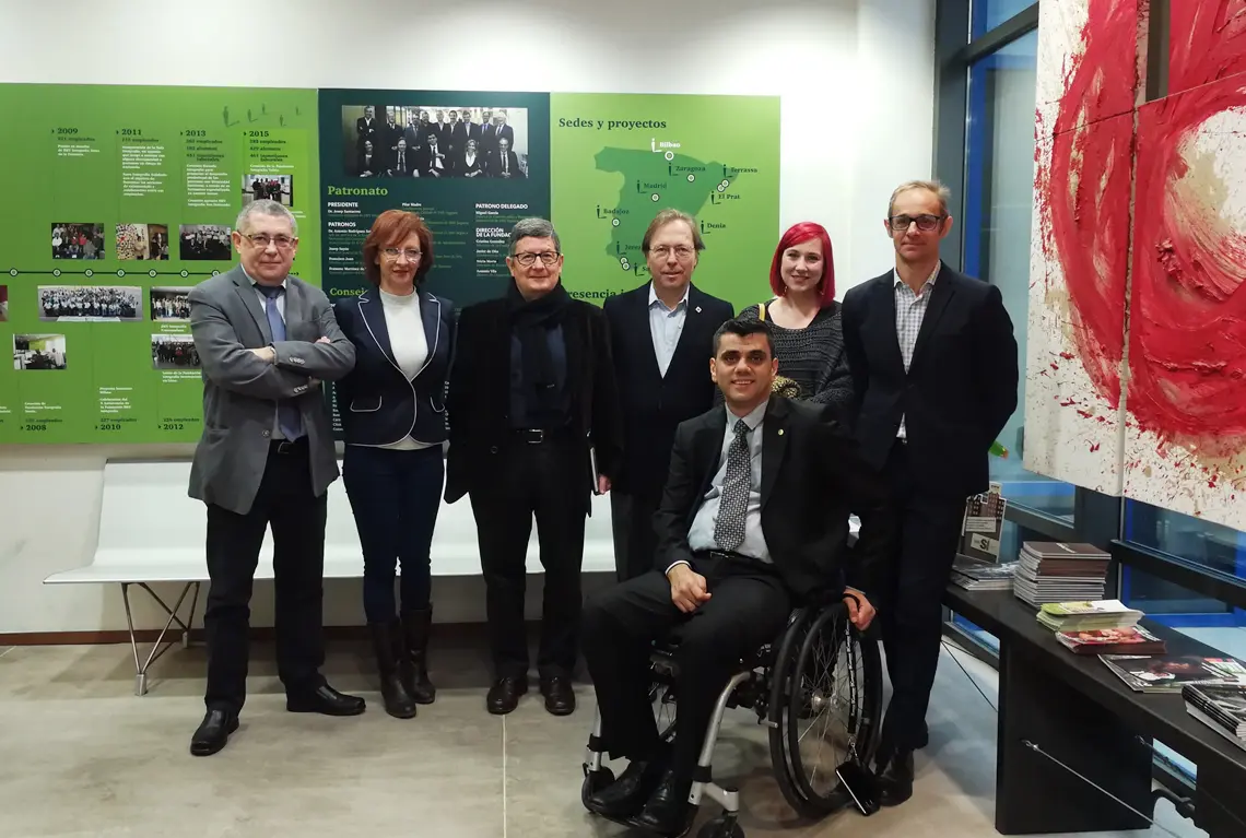 el alcalde de El Prat visita el centro especial de empleo de Integralia
