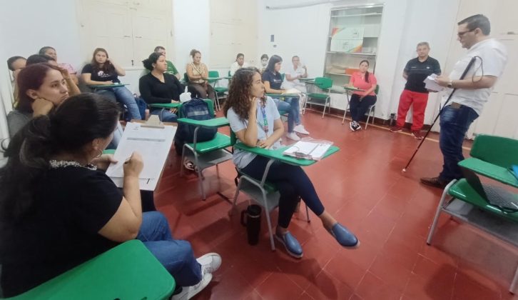 Taller con funcionarios Iser